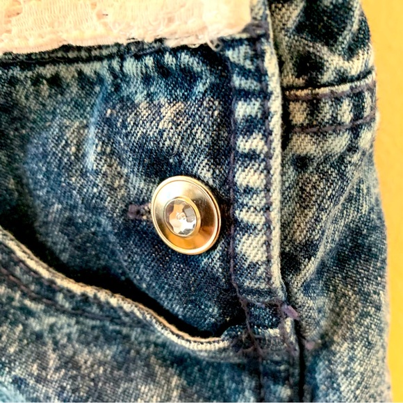 Little Lass “Daisy” overall shorts and tee shirt set , size 6 - Picture 6 of 10